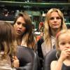 La belle Jessica Alba est allée soutenir l'équipe féminine de basketball Sparks avec son mari Cash Warren, ses deux filles Honor et Haven, et son amie Lisa Leslie. Los Angeles, le 26 mai 2013.