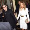 Jennifer Lopez et son petit ami Casper Smart à la sortie de leur hôtel à Londres, le 30 mai 2013.