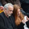 Francis Perrin et sa femme Gersende dans les tribunes de Roland-Garros au cinquième jour des Internationaux de France le 30 mai 2013