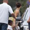 Sandra Bullock et son fils Louis se rendent à l'anniversaire de Willow Hart, la fille de la chanteuse Pink, à Malibu, le 2 juin 2013.