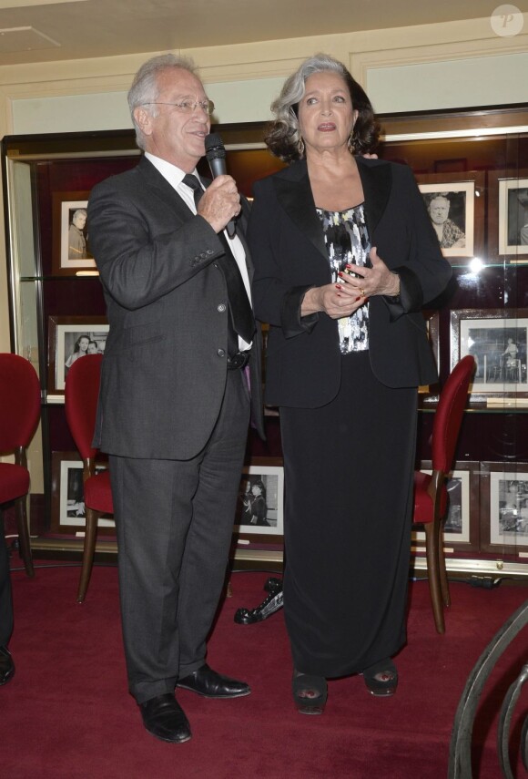 Bernard Murat et Françoise Fabian pour sa Légion d'honneur au Théâtre Edouard Vll à Paris le 3 juin 2013.