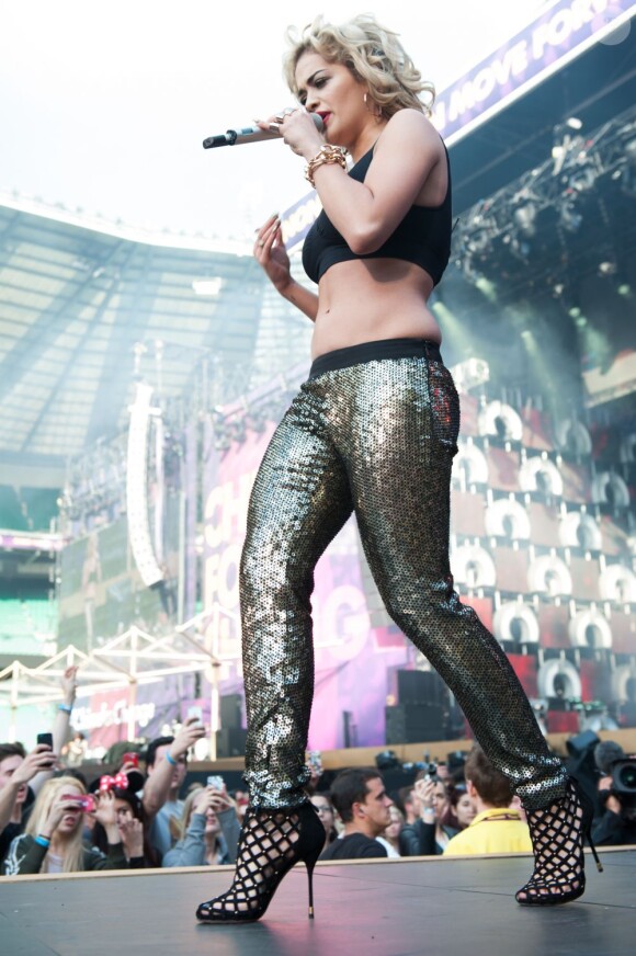 Rita Ora lors du concert Sound of Change à Twickenham le 1er juin 2013, au profit de Chime for Change.