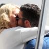Cameron Diaz et Taylor Kinney s'embrassent sur le tournage du film The Other Woman à New York, le 4 Juin 2013.