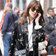  It-accessoires de l'été, les stars à l'image d'Alexa Chung font des lunettes de soleil un must have ! 