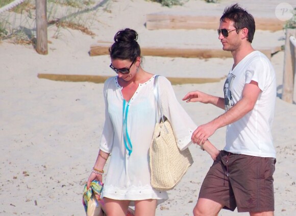 Exclusif - Le joueur de football Frank Lampard passe ses vacances avec sa fiancée Christine à Formentera en Espagne, le 5 juin 2013.