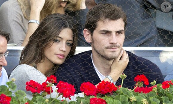 Iker Casillas et sa compagne Sara Carbonero à Madrid, le 8 mai 2011.