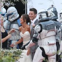 Matt Lanter (90210) et sa sexy Angela : Un mariage sous le signe de Star Wars