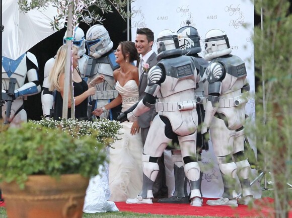 Exclusif - L'acteur de la série 90210 Beverly Hills, Matt Lanter, s'est marié avec Angela Stacy à Malibu, le 14 juin 2013. Un mariage placé sous le thème de l'univers de la saga Star Wars.