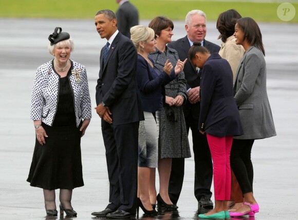 Barack Obama avec Michelle Obama et ses filles Sasha et Malia à Belfast en Ireland du Nord. Le président des États-Unis se rend au sommet du G8. Le 17 juin 2013.