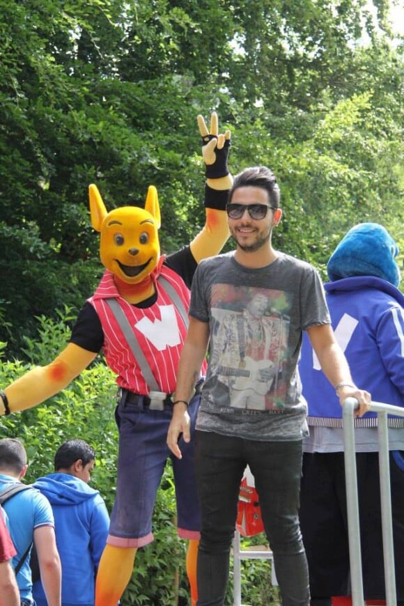 Pour le lancement de ses deux nouveautés 2013, le parc d'attractions Walibi Rhône-Alpes a accueilli, le samedi 15 juin, Delphine Wespiser, Miss France 2012 et deux Anges de la Téléréalité 5, Alban et Samir Benzema.
Alban et Walibi