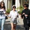 Kris Jenner et ses filles Kourtney et Khloé Kardashian vont faire les courses. Calabasas, le 18 Juin 2013.