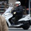Exclusif - Gérard Depardieu sur son scooter à Paris, le 6 avril 2013.