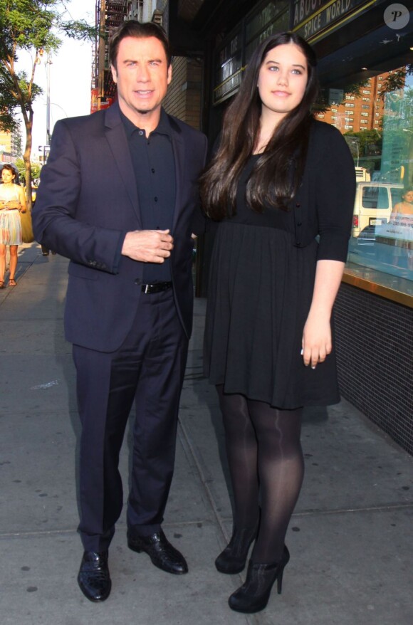 John Travolta et sa fille Ella Bleue à la première de Killing Season à New York, le 20 juin 2013.