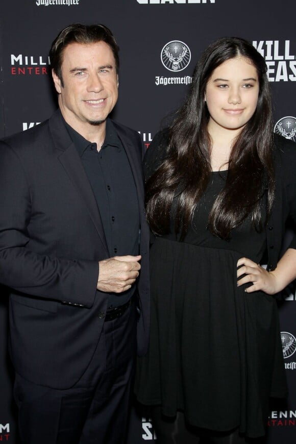 John Travolta et Ella Bleue à la première de Killing Season à New York, le 20 juin 2013.