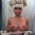 Nicki Minaj a publié sur Instagram cette photo d'elle topless, juin 2013.