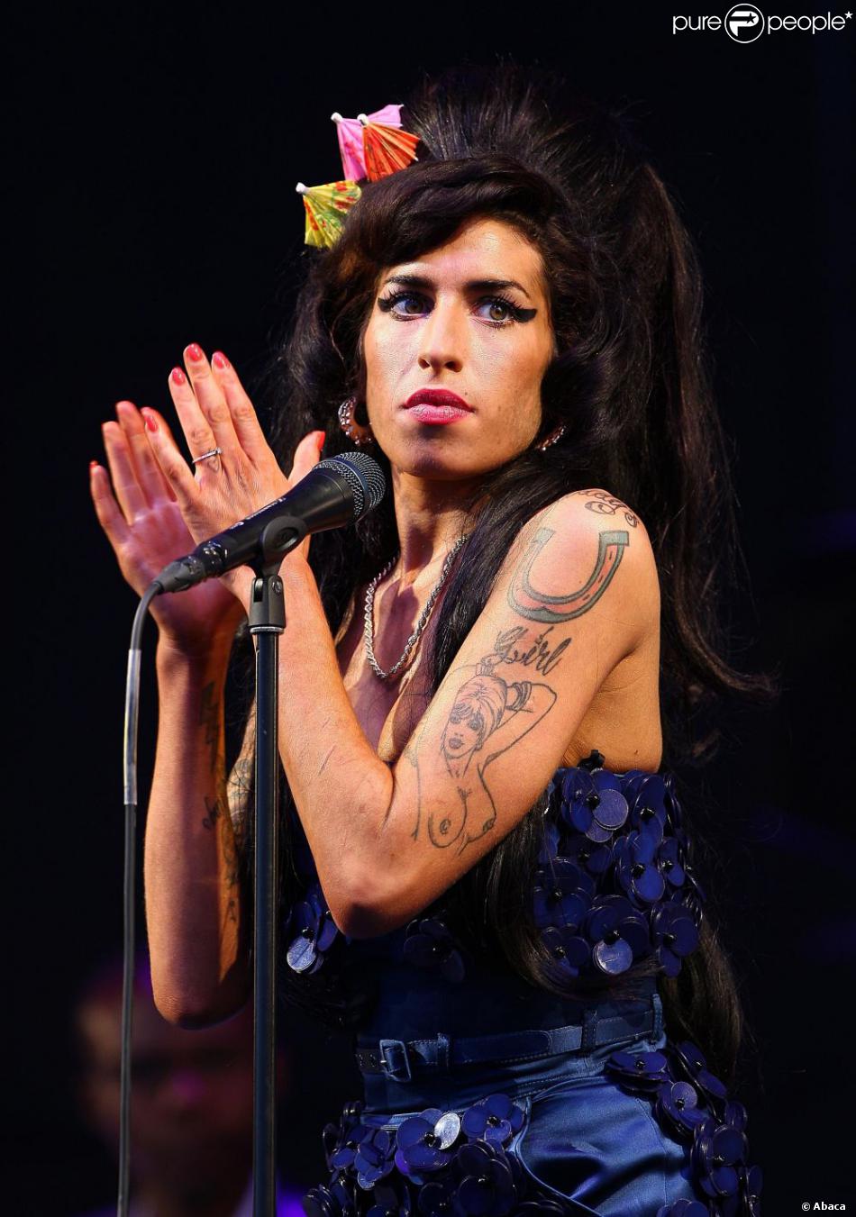 Amy Pic Posting for Fun! #2 - Page 891 - Anything Amy - Amy Winehouse Forum