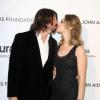 Dave Grohl et sa femme Jordyn Blum à la soirée Elton John AIDS Foundation Academy Awards Viewing Party à Los Angeles, le 24 février 2013.
