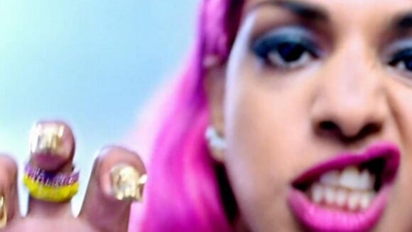 M.I.A. : Tigresse bling-bling et acidulée dans Bring the Noize, son dernier clip