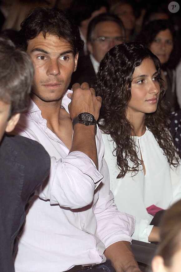 Rafael Nadal et sa belle Xisca lors du concert de Julio Iglesias à Barcelone le 26 juin 2013, quelques jours après le choc de son élimination au premier tour de Wimbledon