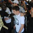 Le footballeur argentin Lionel Messi en visite humanitaire pour lutter contre le paludisme au Sénégal à Saly le 27 juin 2013.