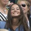 La jolie Pippa Middleton et son frère James ont assisté à un match du tournoi de tennis de Wimbledon à Londres, le 24 Juin 2013.