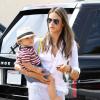 Alessandra Ambrosio et son fils Noah Mazur se rendent au "Brentwood Country Mart", le 2 juillet 2013.