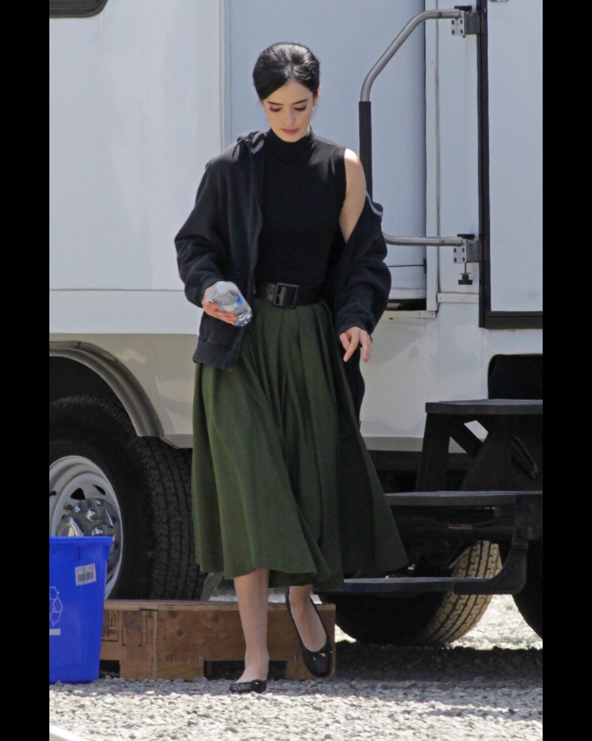 Exclusive: Krysten Ritter On Life, Love, And Acting - e50c025