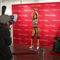 Rihanna chez Mme Tussauds : Sexy et parfaite à New York