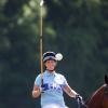 Zara Phillips, enceinte, disputant The Rundle Cup, tournoi de polo caritatif, le 13 juillet 2013.