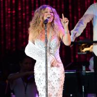 Mariah Carey : Divine diva, elle transforme son attelle en accessoire de mode