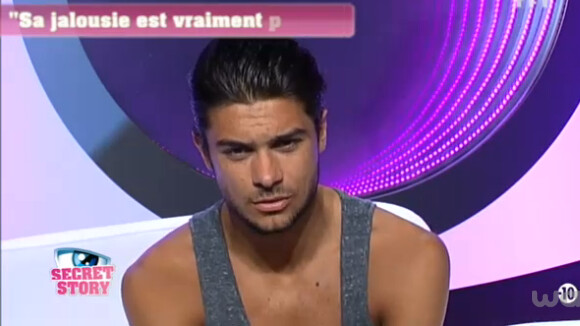 Secret Story 7 : Julien, à bout d'Anaïs, est-il sur le point de rompre ?