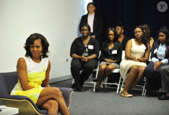 Michelle Obama lors d'une rencontre avec le maire de Chicago Rahm Emanuel à l'Urban Alliance de Chicago le 18 juillet 2013
