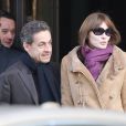 Nicolas Sarkozy et Carla Bruni Sarkozy à Paris, le 9 fevrier 2013.