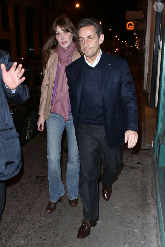 Nicolas Sarkozy et Carla Bruni Sarkozy à Paris, le 28 janvier 2013.
