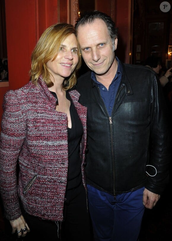 Charles Berling et sa femme Virginie Couperie à Paris le 25 février 2013.
