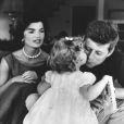 Caroline Kennedy et ses parents Jackie et JFK dans les années 1960.