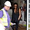 Exclusif - Victoria Beckham, tout de noir vêtue avec un gilet Victoria Beckham, un slim et des bottines Saint Laurent. Londres, le 22 juillet 2013.