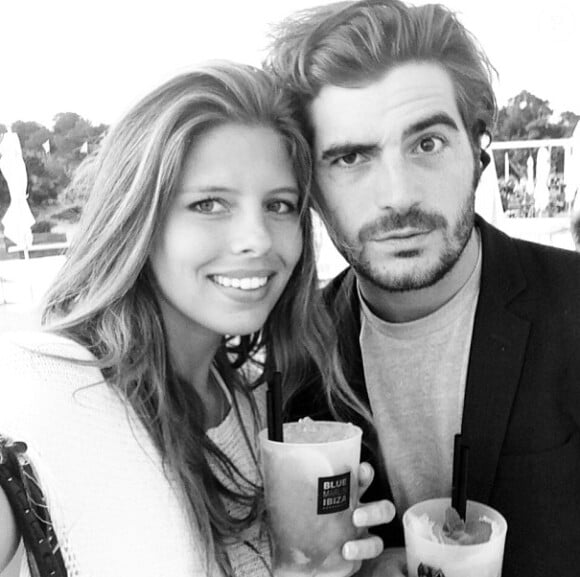 Martin Médus et sa petite amie Tasha Oakley : un couple craquant en vacances à Ibiza