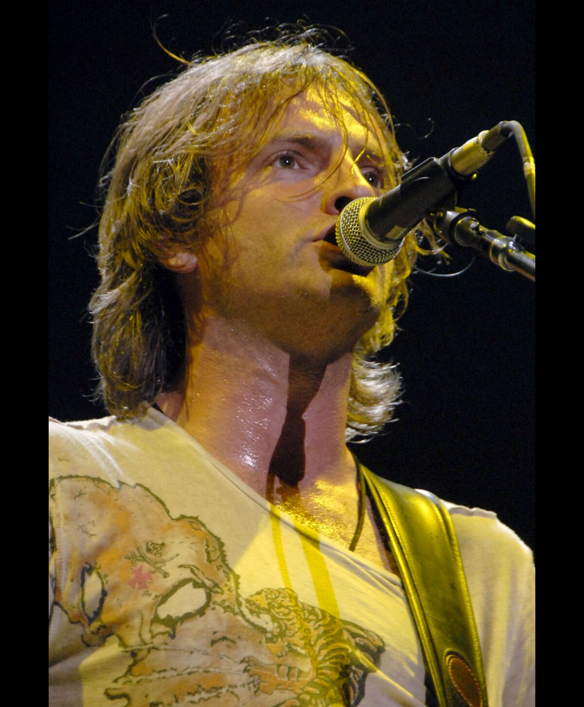Photo : Joe Sumner (chanteur de Fiction Plane et fils de Sting) en ...