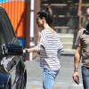 Sandra Bullock va chercher son fils Louis à l'école. A Los Angeles, le 30 juillet 2013.