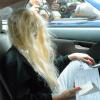 Amanda Bynes, une perruque sur la tête, sort du tribunal de Manhattan après avoir été arrêtée pour détention de drogues, le 24 mai 2013.