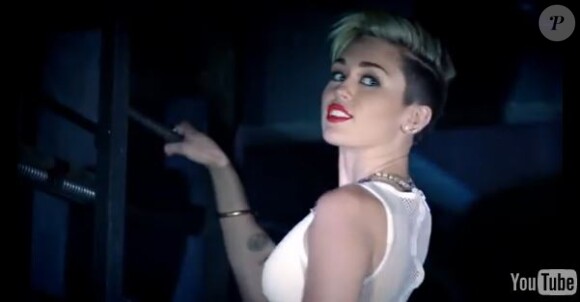 La jeune Miley Cyrus dans la vidéo promo pour la cérémonie des MTV Video Music Awards.