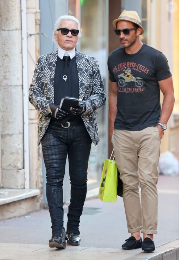 Karl Lagerfeld et Sébastien Jondeau à Saint Tropez, le 1er aout 2013.