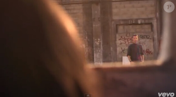 Muttonheads - Snow White (Alive) ft. Eden Martin