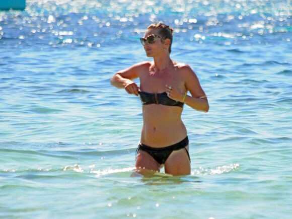 Les vacances de rêve de Kate Moss en famille à Ibiza le 08/08/2013