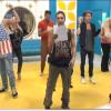 Les habitants très joyeux pour chanter et danser l'hymne de Secret Story 7 - Eddy est nommé chorégraphe