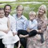 Portrait du prince héritier Haakon de Norvège le jour de ses 40 ans, le 20 juillet 2013, avec son épouse la princesse Mette-Marit et leurs enfants la princesse Ingrid Alexandra, le prince Sverre Magnus et le grand Marius Borg, né d'une précédente relation de la princesse.