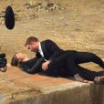 Robert Pattinson et Mia Wasikowska sur le tournage de Maps to the Stars à Los Angeles, le 21 août 2013.
