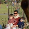 Exclusif - Ricky Martin et ses fils Matteo et Valentino, dans un parc à Sydney, en Australie, le 18 mai 2013.