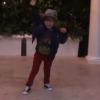 Max, le fils de Christina Aguilera dans la video de Let There Be Love.